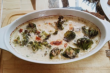 Brokkoli-Gorgonzola-Auflauf