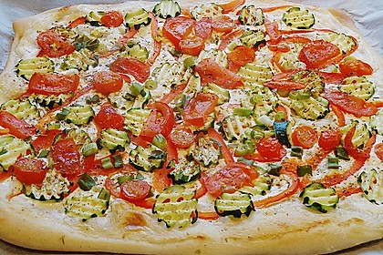 Mediterraner Flammkuchen