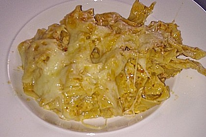 Nudelauflauf mit Pesto-Sahneso&szlig;e