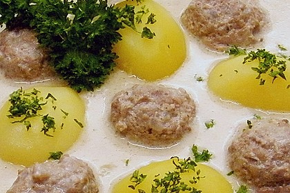 Masurische s&uuml;&szlig;-saure Klopse 1