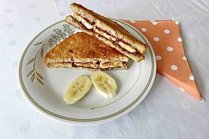 Stuffed Chocolate French Toast 2