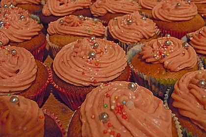 Strawberry Frosting für Cupcakes 15