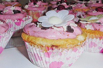 Strawberry Frosting für Cupcakes 14