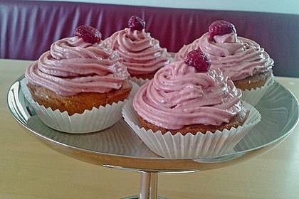 Strawberry Frosting für Cupcakes 19