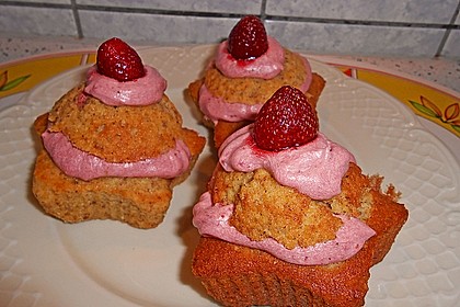 Strawberry Frosting für Cupcakes 27