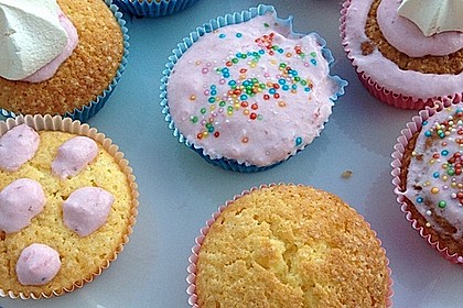 Strawberry Frosting für Cupcakes 24