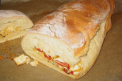Warmes Fladenbrot mit Schafsk&auml;se