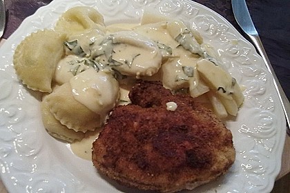 Ravioli mit Ricottaf&uuml;llung
