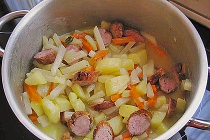 Kohlrabi-Karotten Topf mit Bratwurst 16