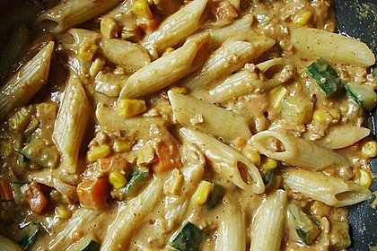 Mein cremiges, veganes Erdnusspfännchen mit Gemüse und Soja 24