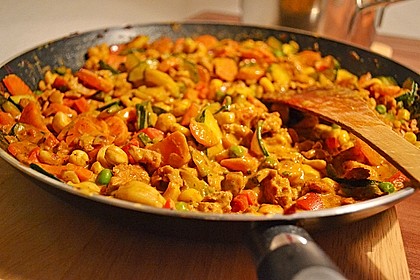 Mein cremiges, veganes Erdnusspfännchen mit Gemüse und Soja 6