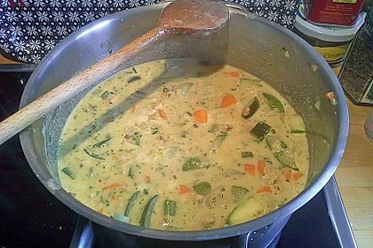 Mein cremiges, veganes Erdnusspfännchen mit Gemüse und Soja 29