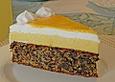 Eierlik&ouml;rtorte mit Eierlik&ouml;rmousse, Birnengeist und Amaretto