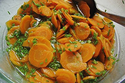 Bayrischer gelbe R&uuml;ben-Salat