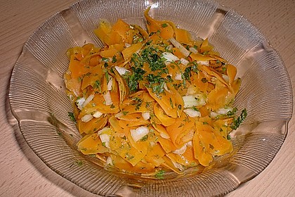 Bayrischer gelbe R&uuml;ben-Salat 2