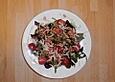 Gemischter Salat mit Parmesan und Himbeervinaigrette