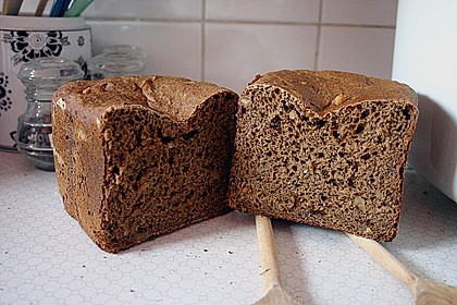 Pflaume-Walnuss-Brot 1