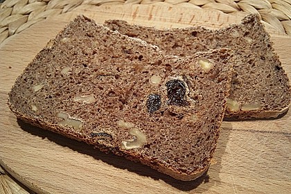 Pflaume-Walnuss-Brot 4