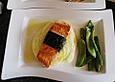 Lachs im Noriblatt mit Wasabip&uuml;ree und Zuckerschoten