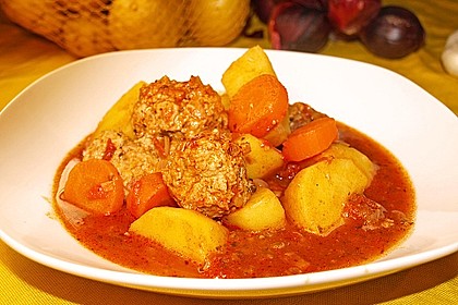 Hackfleisch-Kartoffelgulasch