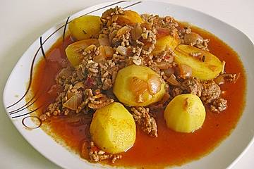 Hackfleisch-Kartoffelgulasch