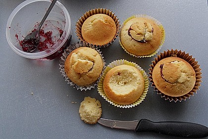 Zitronen-Cupcakes mit Creamcheese-Frosting 66
