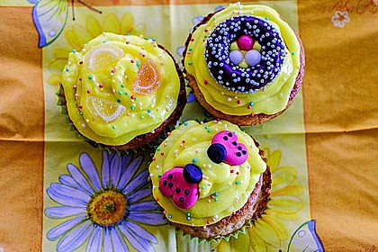 Zitronen-Cupcakes mit Creamcheese-Frosting 21