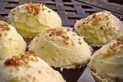 Zitronen-Cupcakes mit Creamcheese-Frosting 38