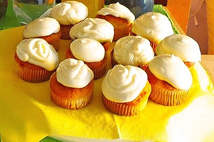 Zitronen-Cupcakes mit Creamcheese-Frosting 63