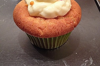 Zitronen-Cupcakes mit Creamcheese-Frosting 27