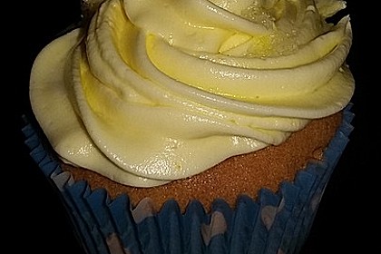 Zitronen-Cupcakes mit Creamcheese-Frosting 49