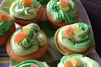 Zitronen-Cupcakes mit Creamcheese-Frosting 29