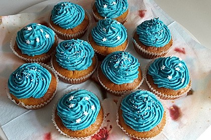 Zitronen-Cupcakes mit Creamcheese-Frosting 13