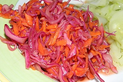 Rotkohl-Möhrensalat 4