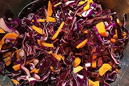 Rotkohl-Möhrensalat 3