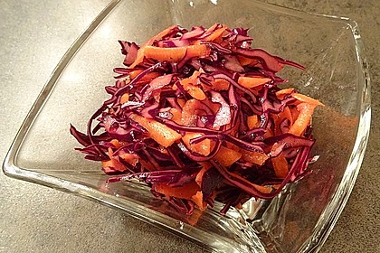 Rotkohl-Möhrensalat 5