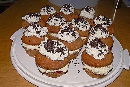 Gef&uuml;llte Schokomuffins
