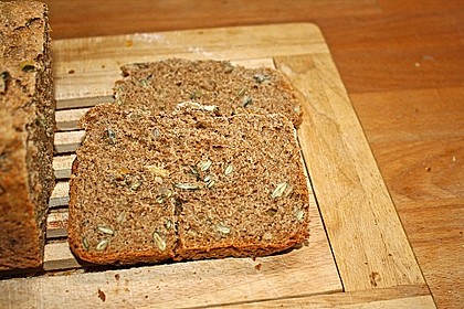 100% Vollkornbrot 1