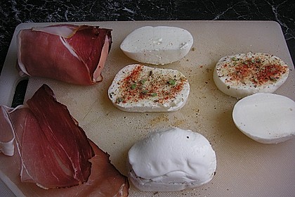 Mozzarella im Schinkenmantel gebraten 13