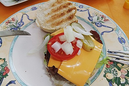 Leckere Tatar Burger 1