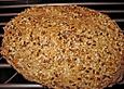 Vollkornbrot mit Haferflocken