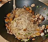 Tofu-Nudel-Pfanne (Bild)