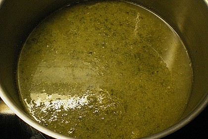 Brokkoli-Rucola-Suppe