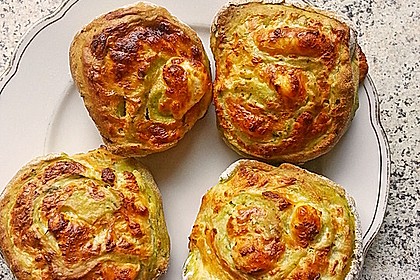 B&auml;rlauch-Hefe-Schnecken 1