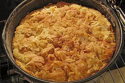 Gedeckter Apfelkuchen mit Buttermandeln 1