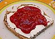 Rhabarber-Himbeer-Marmelade mit Kokos