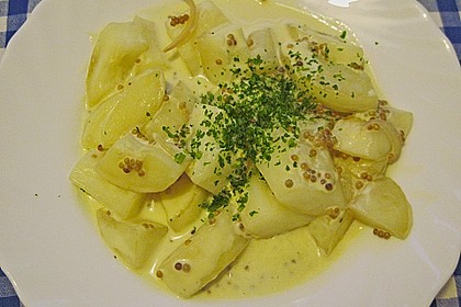 Schmorgurken in Frischk&auml;sesauce