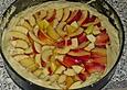 Pfirsich- oder Nektarinenstreuselkuchen