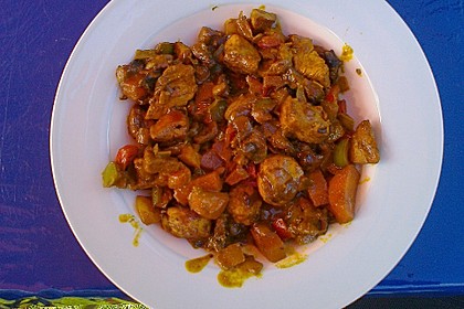 Cremiges Curry-Hühnchen mit Gemüse 23