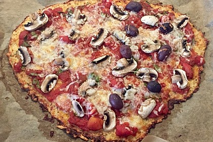 Low Carb Pizzaboden aus Blumenkohl 16